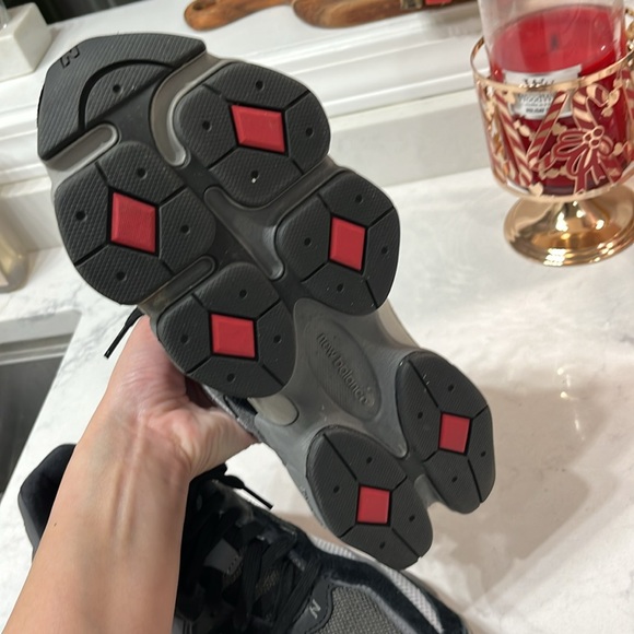 New Balance 9060 Black with Castlerock and Rain Cloud - Picture 6 of 6